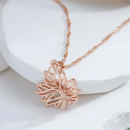 Lustre Leaf Pendant